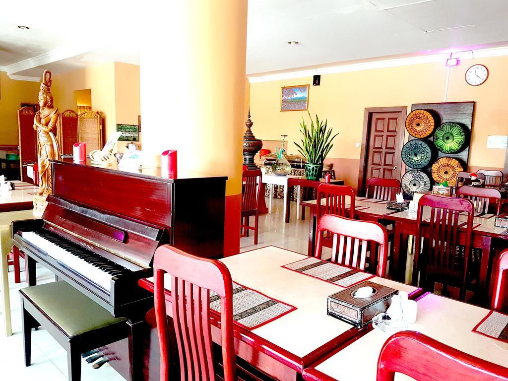 Hotel 63 3*