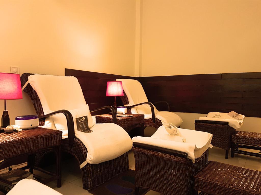 63 Hotel
