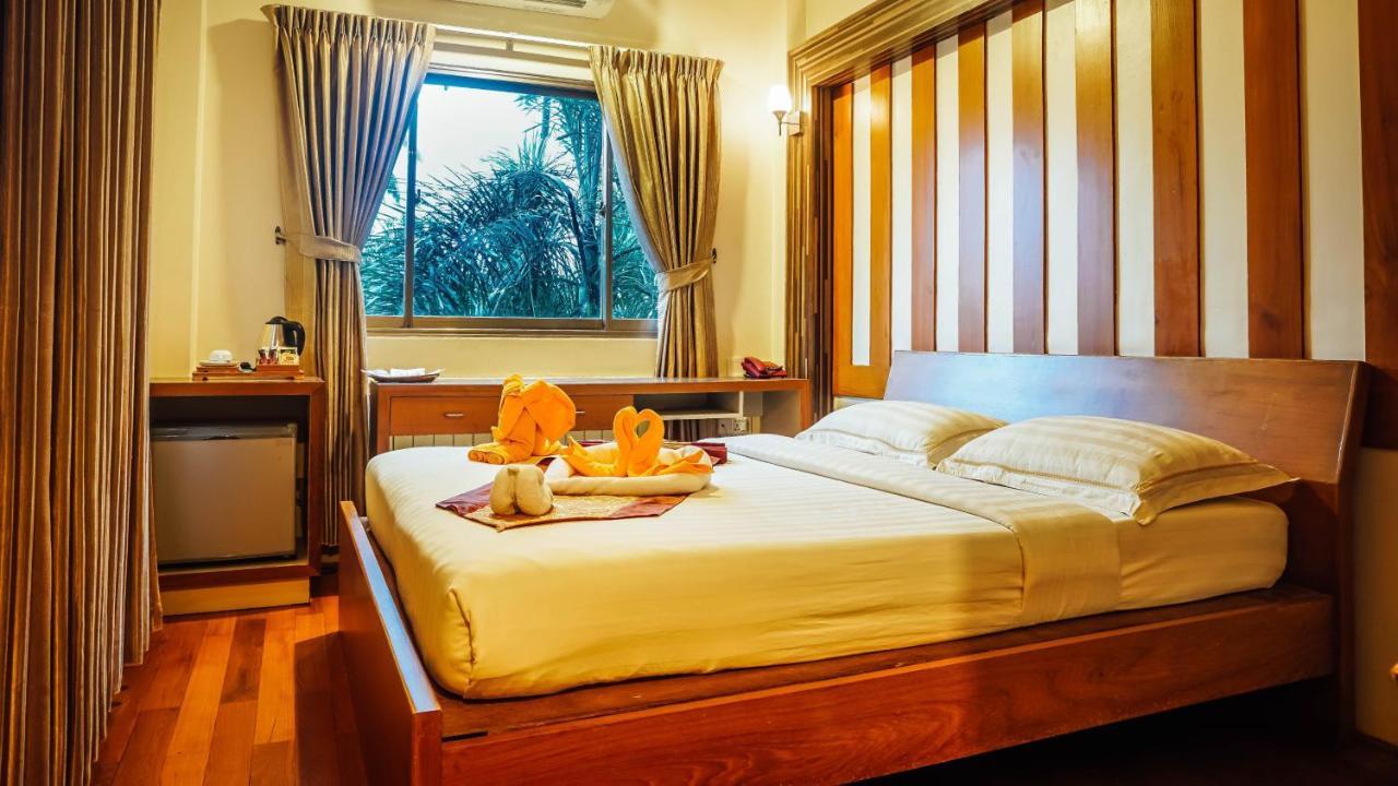 63 Hotel 3*